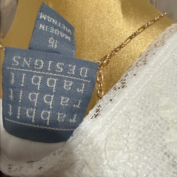 beautiful white dress Rabbit Rabbit Rabbit, size 16 - Picture 3 of 4